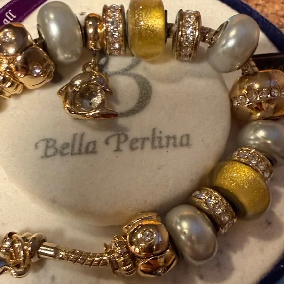 Bella Perlina Gold and Silver Beaded Bracelet - Picture 4 of 11